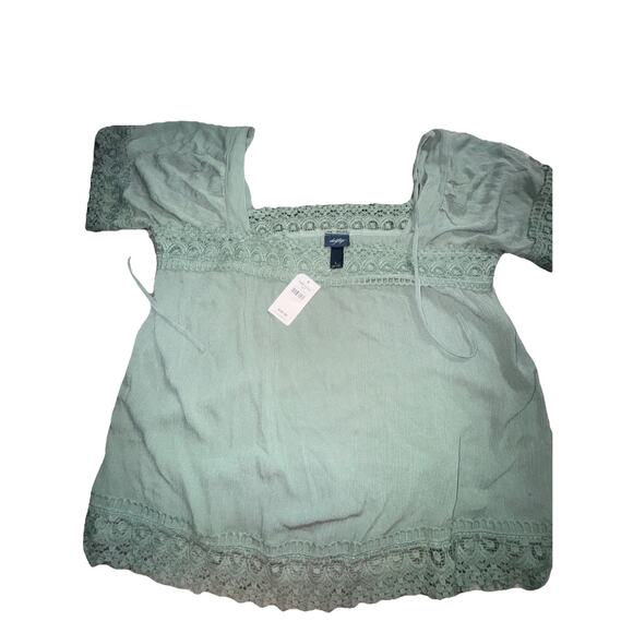 NWT DAYTRIP BUCKLE GREEN FLOWY BLOUSE LARGE ((x21) - Picture 3 of 4